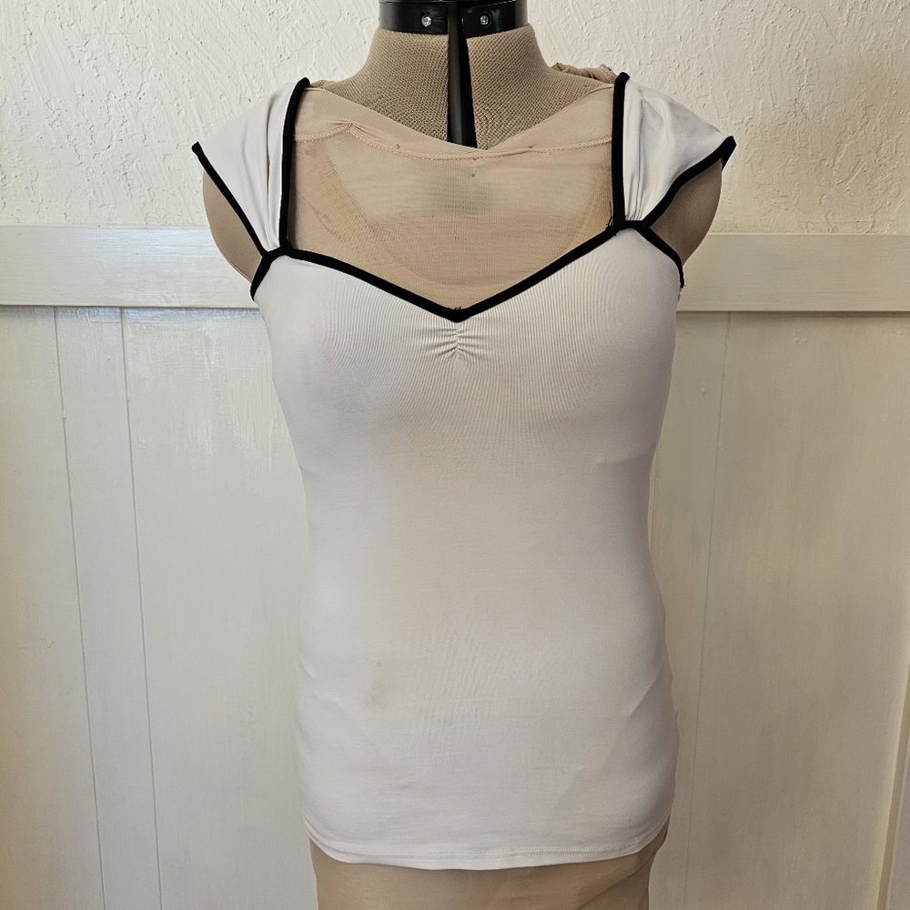 White House Black Market White Top with Black Piping